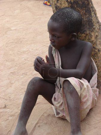 Téléchargez les photos : Petit enfant africain, Jeune Masaï - en image libre de droit