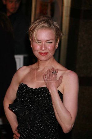 Photo for Arrivals for the UK premiere of Bee Movie Empire, London. Renee Zellweger - Royalty Free Image