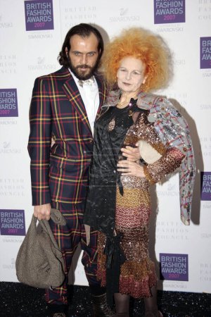Téléchargez les photos : Vivien Westwood aux British Fashion Awards - en image libre de droit