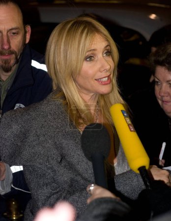 Photo for LONDON - NOVEMBER 15: Rosanna Arquette arrives for the "Desperately Seeking Susan" Press Night at the Novello Theatre on November 15, 2007 in London. - Royalty Free Image
