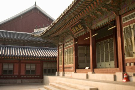 Téléchargez les photos : Vue du vieux palais en Corée, architecture asiatique - en image libre de droit