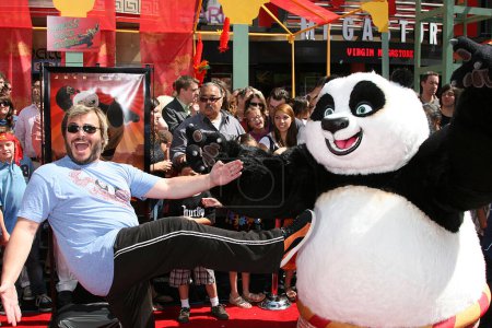 Téléchargez les photos : Jack Black, Po le Panda à la première de kung fu panda - en image libre de droit