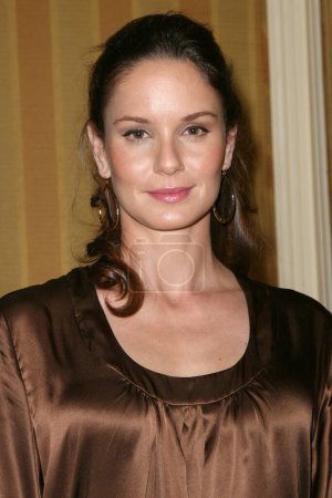 Photo for Actress Sarah Wayne Callies attends the UCLA Jonsson Center Foundation's "Taste For A Cure" fundraiser honoring Kevin Reilly, President of Entertainment Fox Broadcasting Company, on June 21, 2008 in Beverly Hills, California. - Royalty Free Image