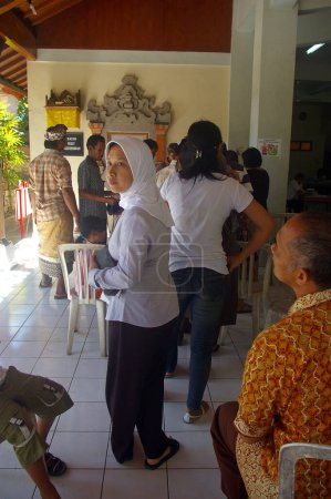 Foto de Votantes esperando en fila - Imagen libre de derechos