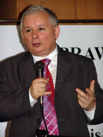 Téléchargez les photos : JAROSLAW KACZYNSKI. PREMIER MINISTRE DE POLOGNE - en image libre de droit