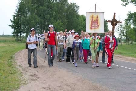 Téléchargez les photos : Route d'espoir en Biélorussie - en image libre de droit