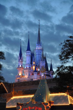 Foto de Castillo legendario de Disney en Disneylandia - Imagen libre de derechos