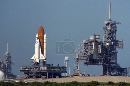 Téléchargez les photos : Navette STS-61 Roll-Around - en image libre de droit