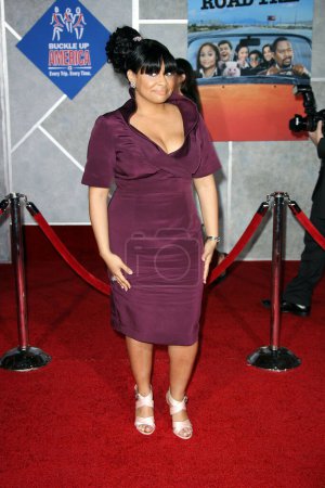 Photo for Actress Raven Symone attends the premiere of Walt Disney Pictures' 'College Road Trip' at the El Capitan Theatre on March 3, 2008 in Hollywood, California. - Royalty Free Image