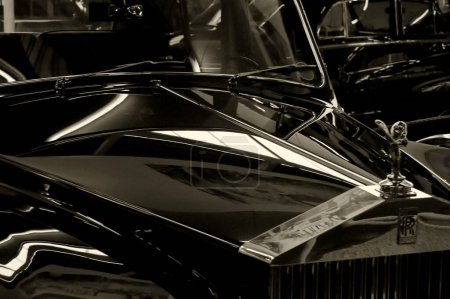 Téléchargez les photos : Coupe de voiture vintage, vue rapprochée - en image libre de droit