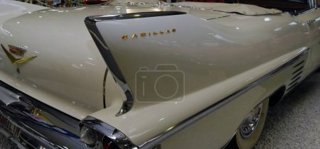Téléchargez les photos : Coupe de voiture vintage, vue rapprochée - en image libre de droit