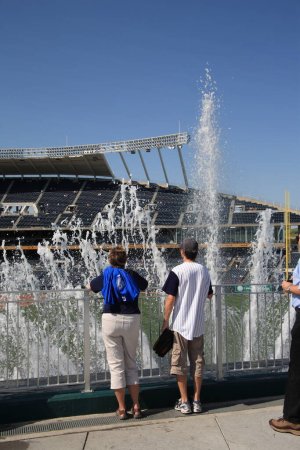Téléchargez les photos : "Stade Kauffman - Royals de Kansas City ". Concept de jeu de baseball - en image libre de droit