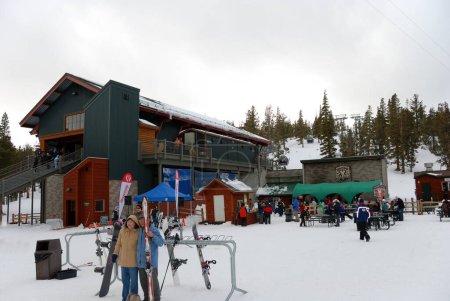 Foto de Heavenly Ski Resort, Lake Tahoe Área, California: Área de entrada - Imagen libre de derechos