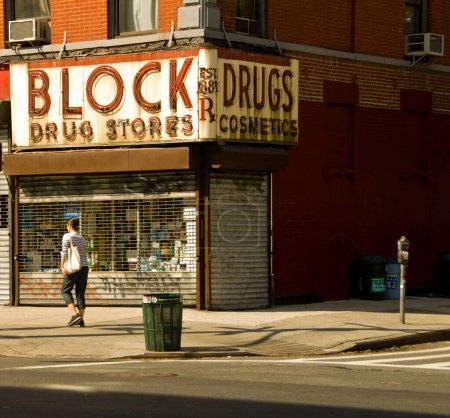 Téléchargez les photos : New York City scène de coin - en image libre de droit