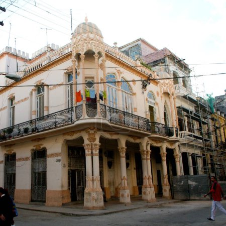 Téléchargez les photos : Plan panoramique de l'architecture ancienne à La Havane, Cuba - en image libre de droit