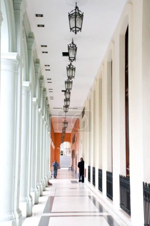Téléchargez les photos : Intérieur du bâtiment de la Vieille Havane - en image libre de droit