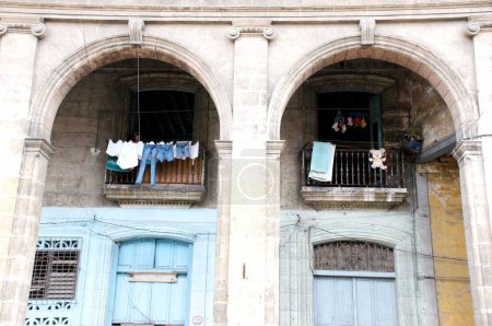 Photo for Scenic shot of old architecture in Havana, Cuba - Royalty Free Image