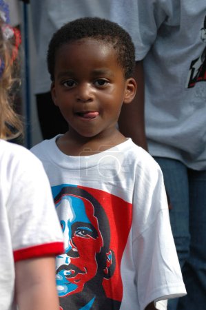Foto de Niño en el mitin electoral de Barack Obama - Imagen libre de derechos