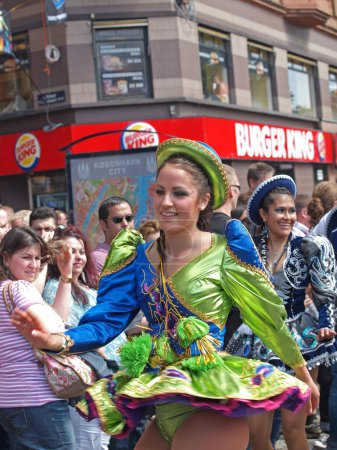 Téléchargez les photos : Copenhague Carnaval beaux participants - en image libre de droit