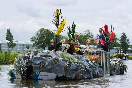 Foto de Westland Floating Flower Parade 2009, Países Bajos - Imagen libre de derechos
