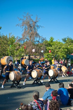 Téléchargez les photos : Seattle ""Bon Odori"" Japanese fest, Taiko Drummers - en image libre de droit