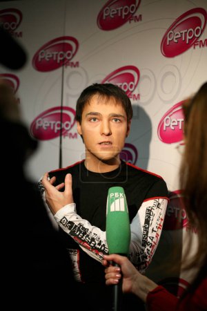 Téléchargez les photos : Le chanteur russe Jury Shatunov - en image libre de droit