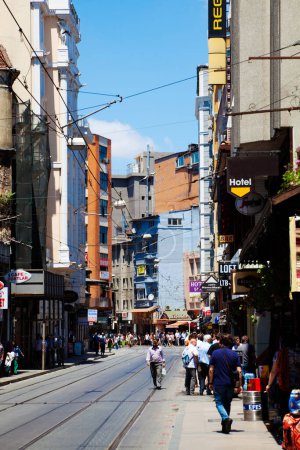 Téléchargez les photos : Scène de rue à Istanbul, Turquie - en image libre de droit