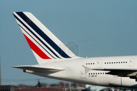 Téléchargez les photos : Air France. Prise de vue de jour. Concept d'aviation - en image libre de droit