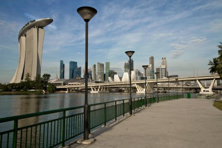 Téléchargez les photos : Singapour Skyline à l'Esplanade - en image libre de droit