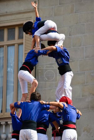 Téléchargez les photos : Castellers en Barcelona, Espagne - en image libre de droit