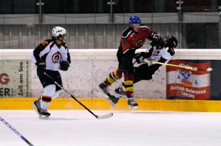 Téléchargez les photos : Joueurs de hockey sur glace, Autriche - en image libre de droit