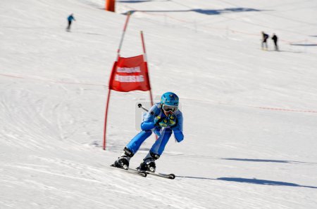 Téléchargez les photos : Course de ski en hiver à l'événement - en image libre de droit