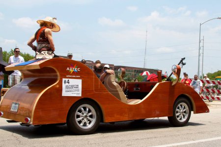 Foto de Houston Art Car Parade 2011. carnaval creativo personalizado del coche - Imagen libre de derechos