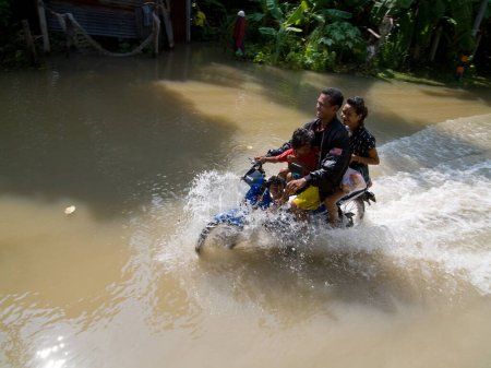Foto de Monsoon season in Ayuttaya, Thailand 2011 - Imagen libre de derechos