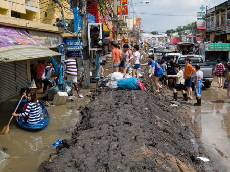 Téléchargez les photos : Monsoon season in Ayuttaya, Thailand 2011 - en image libre de droit