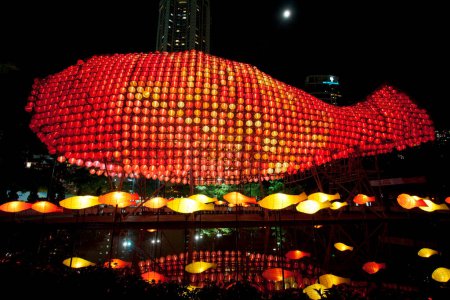 Téléchargez les photos : Victoria Park Mid-Autumn Lantern Carnival 2011, Hong Kong. - en image libre de droit