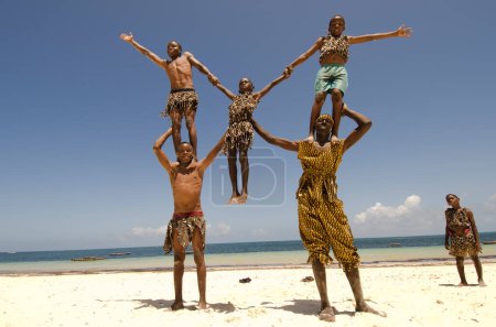 Foto de Gente en la playa - Imagen libre de derechos