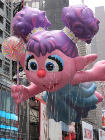Téléchargez les photos : Macy's Thanksgiving Day Parade à New York - en image libre de droit