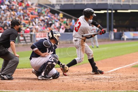 Téléchargez les photos : "Indianapolis Indians Gorkys Hernandez ". Concept de jeu de baseball - en image libre de droit
