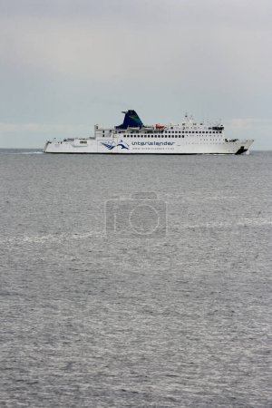 Téléchargez les photos : Ferry Arahura sur l'océan, N.Z. - en image libre de droit