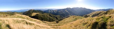 Téléchargez les photos : Mountain range, Wairarapa, New Zealand - en image libre de droit