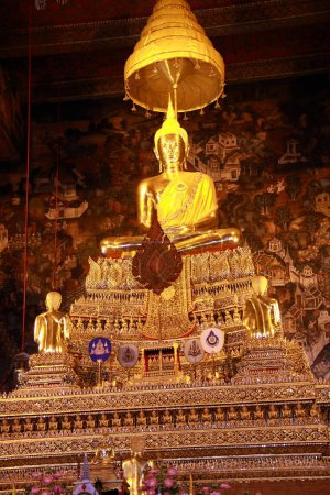 Foto de Estatuas de Buda en Wat Po, Bangkok - Imagen libre de derechos