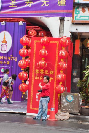 Téléchargez les photos : BANGKOK, Chinatown, THAÏLANDE - 10 février : Traditions du Nouvel An chinois Célébrations du Nouvel An chinois le 10 février 2013 à BANGKOK. - en image libre de droit