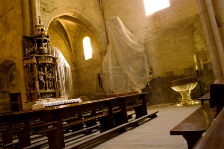 Téléchargez les photos : Intérieur de l'église de Granon - en image libre de droit