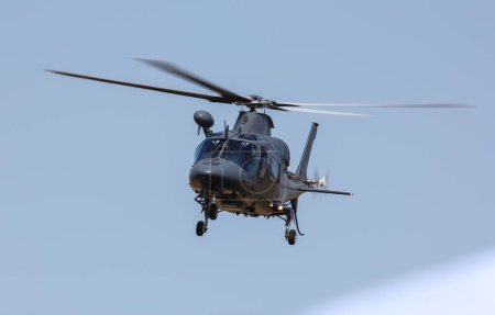 Foto de Visión del concepto de helicóptero, vuelo y transporte - Imagen libre de derechos