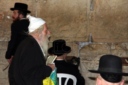 Téléchargez les photos : Jewish wailing wall in the city of jerusalem - en image libre de droit