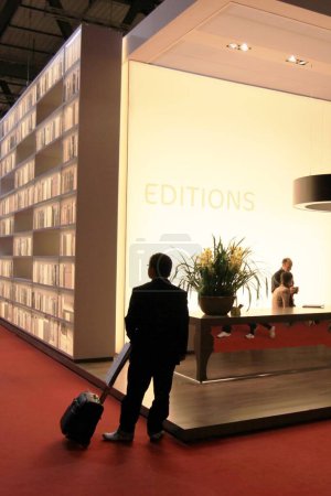 Téléchargez les photos : Salone del Mobile 2011, salon international des accessoires d'ameublement - en image libre de droit