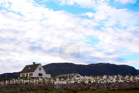 Foto de Cementerio en las montañas de Groenlandia, Denamrk - Imagen libre de derechos