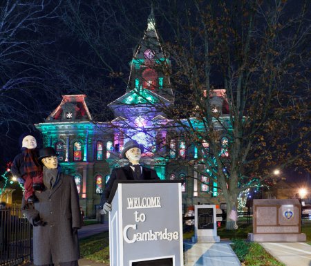 Téléchargez les photos : Cambridge Ohio Éclairage de Noël - en image libre de droit