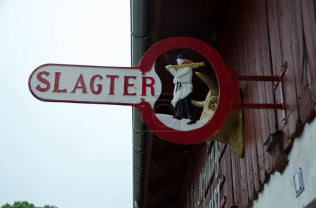 Téléchargez les photos : Boucher danois signe sur le bâtiment - en image libre de droit